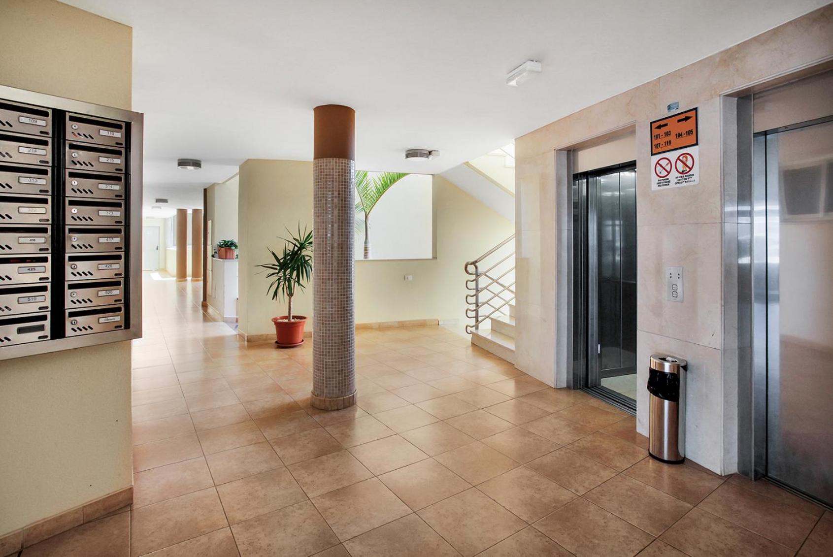 Beautiful Apartament Sol Paraiso Balcony& Sea Pool アデヘ エクステリア 写真